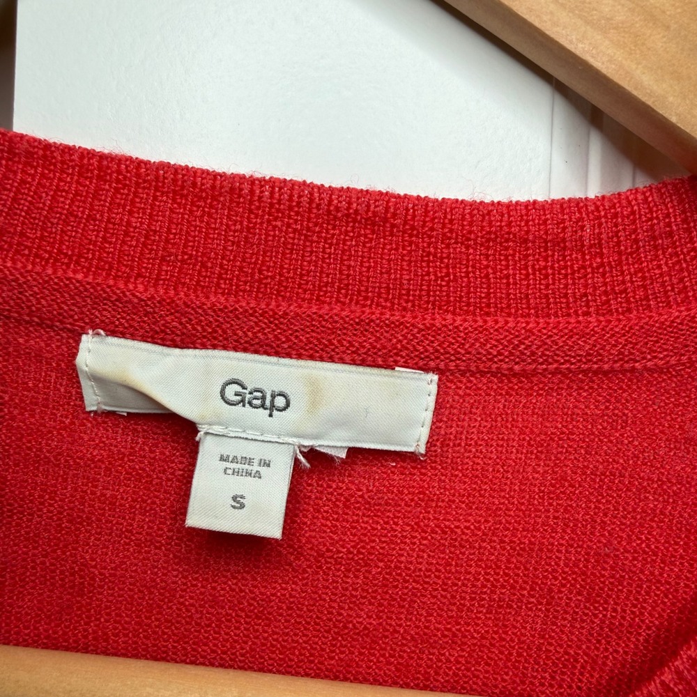 Gap 100% Wool Size S Red Crew Neck Button Front Cardigan Sweater Women - Picture 3 of 7